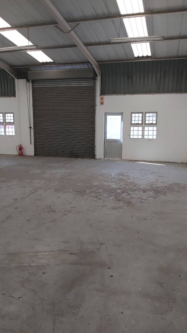 To Let commercial Property for Rent in Walmer Link Eastern Cape